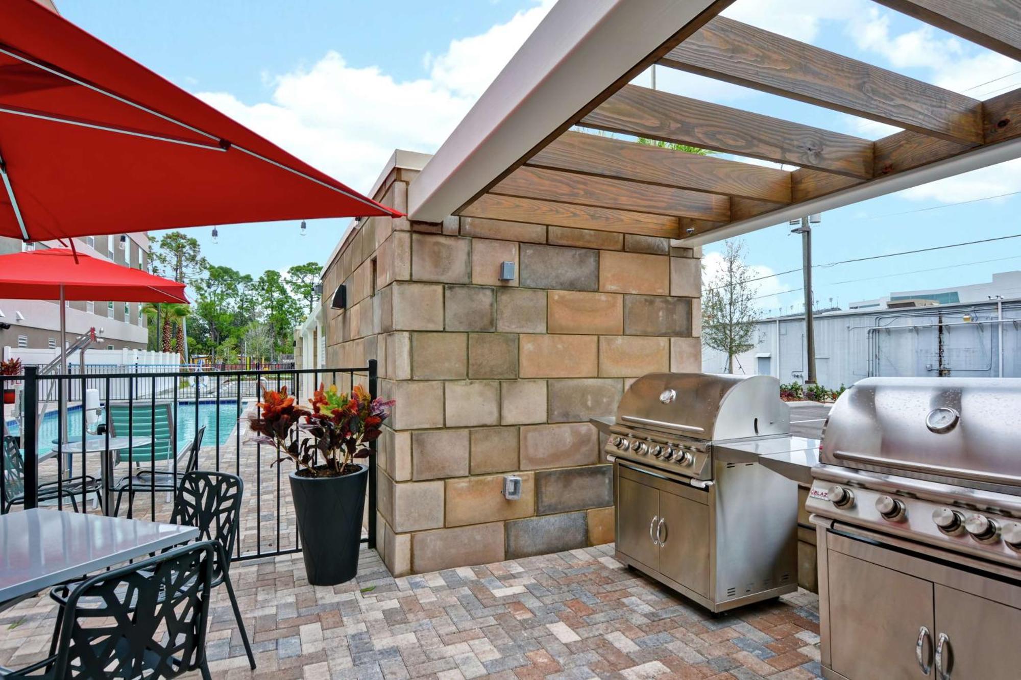 Home2 Suites By Hilton Daytona Beach Speedway Exteriör bild